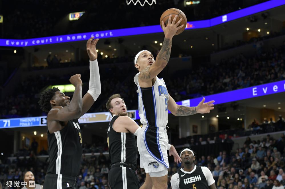 年轻球员常 年轻球员常